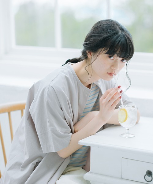 オローネ(オローネ)の「ファインダーロングロングシャツ“5分袖”(シャツ/ブラウス・レディース・グレー/ブラック系その他・FREE)」の12枚目の写真