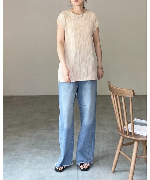 She's Closet（シーズクローゼット）の「ピンタック プリーツ フレンチスリーブ クルーネック プルオーバー トップス（Tシャツ/カットソー・レディース・アイボリー/ブラウン/ブラック・FREE）」の11枚目の写真