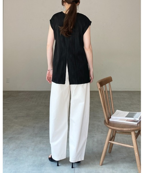 She's Closet（シーズクローゼット）の「ピンタック プリーツ フレンチスリーブ クルーネック プルオーバー トップス（Tシャツ/カットソー・レディース・アイボリー/ブラウン/ブラック・FREE）」の17枚目の写真