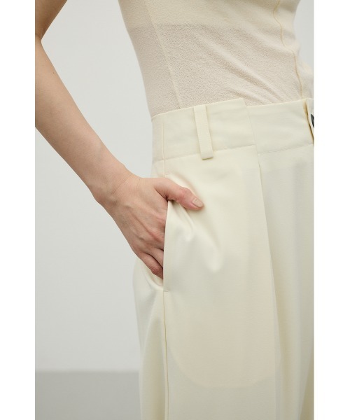 STYLEMIXER(スタイルミキサー)の「バックタックワイドパンツ(スラックス・レディース・ブラック/アイボリー/ブラウン・MEDIUM/SMALL)」の11枚目の写真