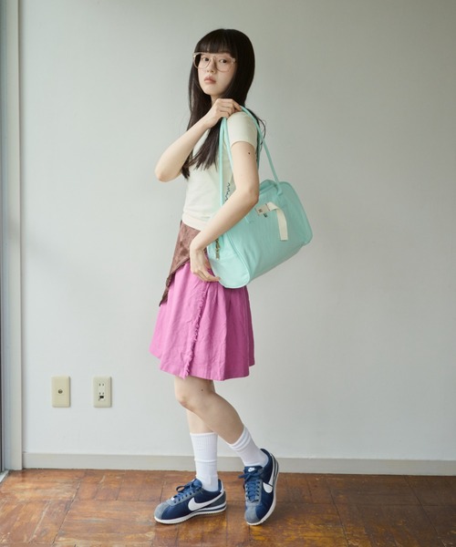 common gull products.（コモンガルプロダクツ）の「キラメキのボストン（ボストンバッグ・レディース・ライトブルー/パープル/アイボリー・FREE）」の6枚目の写真