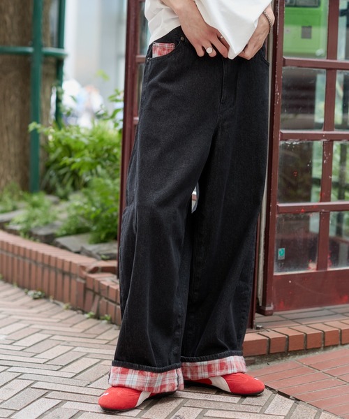 WEGO(ウィゴー)の「WEGO/【26年春夏新作】パッチワークカーブパンツ(デニムパンツ・メンズ・ブラック系3/インディゴブルー・LARGE/MEDIUM)」の2枚目の写真