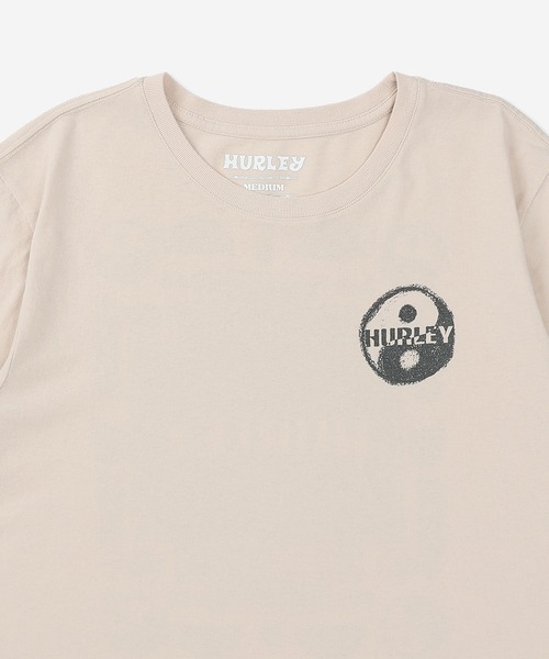 Hurley (ハーレー)の「【Hurley:ハーレー】バックプリントTシャツ WINDOW OF SAND SS(Tシャツ/カットソー・メンズ・ブルー/ベージュ・LARGE/MEDIUM/SMALL)」の4枚目の写真