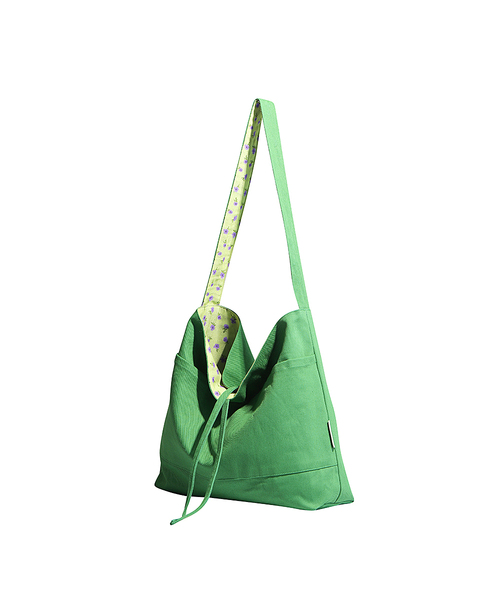 SOCHARMING(ソーチャーミング)の「Solid Color Reversible Shoulder Bag - Sunlit Floret 3 colors(エコバッグ/サブバッグ・レディース・ブラック/グリーン・FREE)」の2枚目の写真