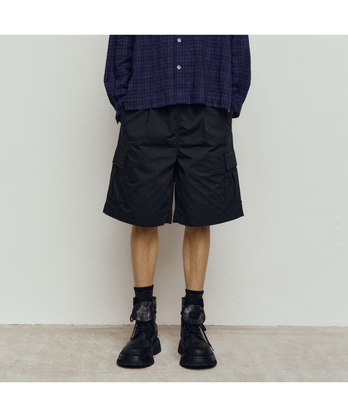MINDBRIDGE(マインドブリッジ)の「ワイドワンタックカーゴハーフパンツ - 2カラー(その他パンツ・メンズ・ブラック/ベージュ・36/34/32/30)」の2枚目の写真