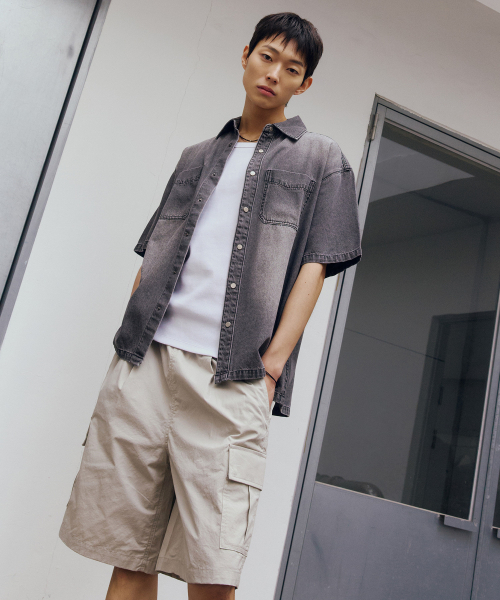 MINDBRIDGE(マインドブリッジ)の「ワイドワンタックカーゴハーフパンツ - 2カラー(その他パンツ・メンズ・ブラック/ベージュ・36/34/32/30)」の3枚目の写真