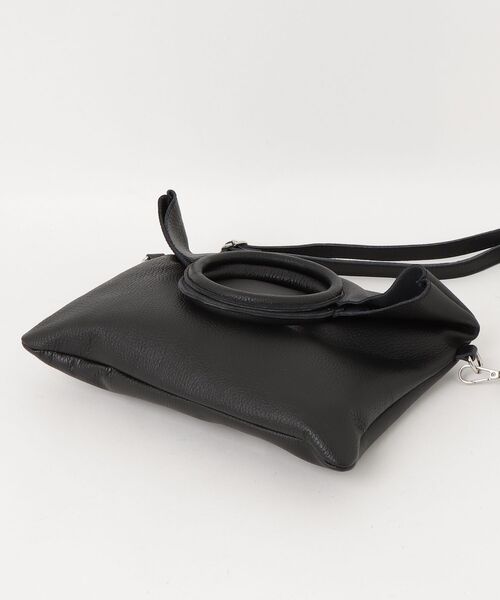 ROSE BUD(ローズバッド)の「MILLELA FIRENZE/CIRCLE HANDLE SHOLDER BAG(ショルダーバッグ・レディース・ブラック・ONE SIZE)」の14枚目の写真