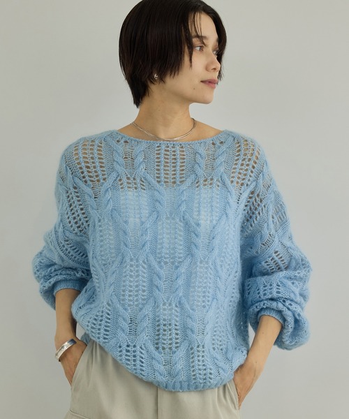 SALON adam et rope'（サロン アダム エ ロペ）の「シアーモヘアケーブルプルオーバー（ニット/セーター・レディース・サックスブルー/オフホワイト/ピンク系その他2/グレー・FREE）」の3枚目の写真