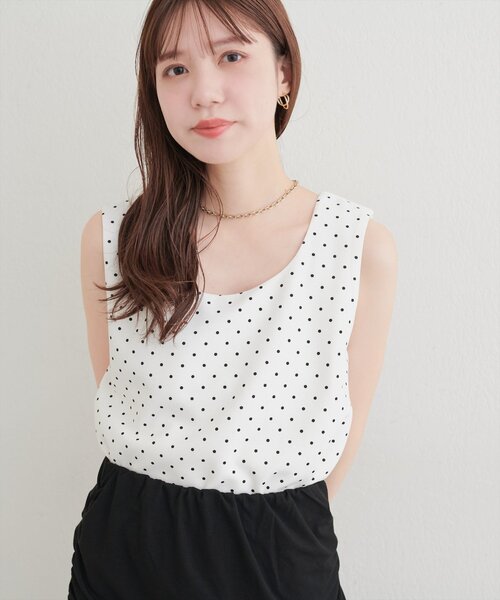 natural couture(ナチュラルクチュール)の「前後2WAY柄タンクトップ(タンクトップ・レディース・オフホワイト/ブラック/チャコールグレー・FREE)」の20枚目の写真