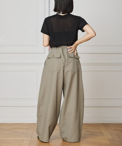 IENA LA BOUCLE(イエナラブークル)の「《追加》IENA LA BOUCLE ブライトギャバイージーバルーンパンツ(その他パンツ・レディース・カーキ/ベージュ系その他・38/36)」の11枚目の写真