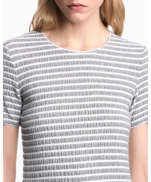 EMPORIO ARMANI（エンポリオアルマーニ）の「【エンポリオ アルマーニ】CAPSULE SIGNATURE 半袖Tシャツ ジャカードジャージー エンボスボーダー（Tシャツ/カットソー・レディース・ブルー系その他/グレー系その他・LARGE/MEDIUM/SMALL/X-SMALL）」の6枚目の写真