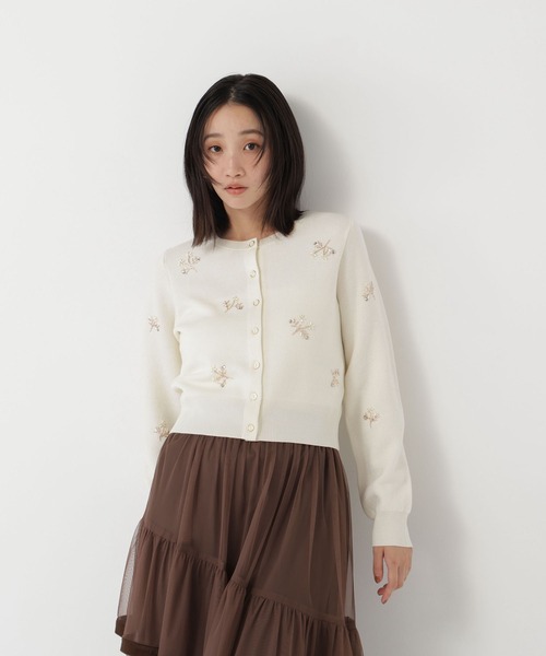 NATURAL BEAUTY BASIC(ナチュラルビューティーベーシック)の「フラワービーズカーディガン(カーディガン/ボレロ・レディース・チャコールグレー/ブラック/オフホワイト・FREE)」の6枚目の写真