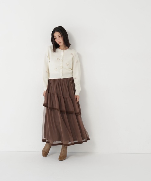 NATURAL BEAUTY BASIC(ナチュラルビューティーベーシック)の「フラワービーズカーディガン(カーディガン/ボレロ・レディース・チャコールグレー/ブラック/オフホワイト・FREE)」の7枚目の写真