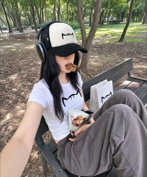 KIKIMIMI（キキミミ）の「クロップキティビッグロゴTシャツ(ホワイト)（Tシャツ/カットソー・レディース・ホワイト・FREE）」の5枚目の写真