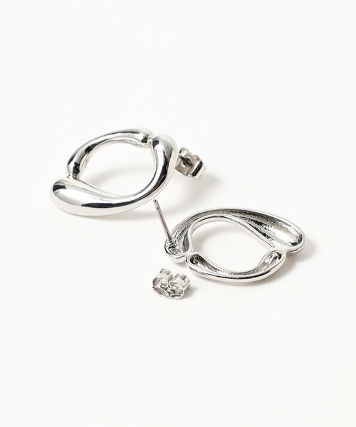 BEAMS HEART(ビームスハート)の「ニュアンス フープ ピアス(ピアス(両耳用)・レディース・シルバー/ゴールド・ONE SIZE)」の3枚目の写真