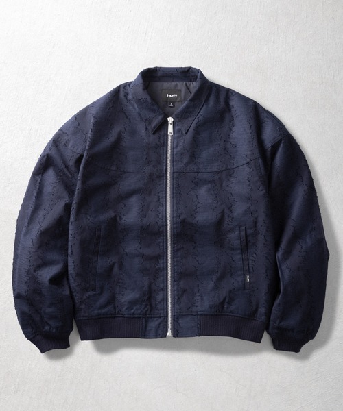 HUF(ハフ)の「89 OVAL BOMBER JACKET(ブルゾン・メンズ・ナチュラル/ネイビー・XL/L/M/S)」の2枚目の写真