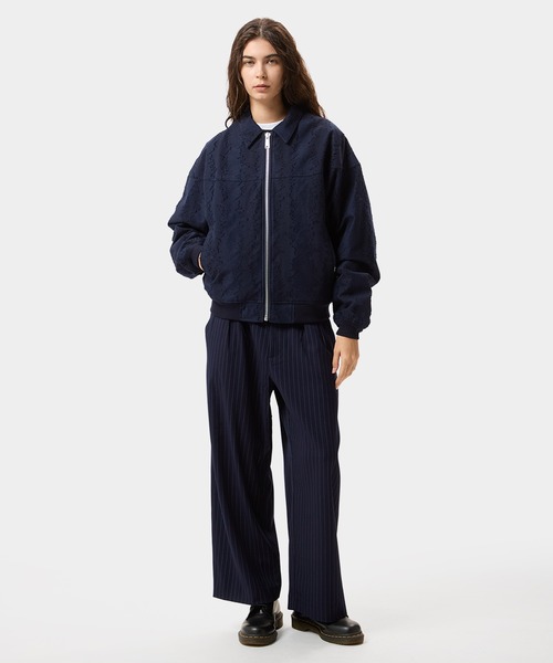 HUF(ハフ)の「89 OVAL BOMBER JACKET(ブルゾン・メンズ・ナチュラル/ネイビー・XL/L/M/S)」の21枚目の写真