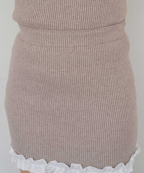 Belle Charme(ベルシャルム)の「【Belle Charme】Frill RibKnit Set up(ワンピース・レディース・ベージュ/ブラック/トップグレー・FREE)」の17枚目の写真