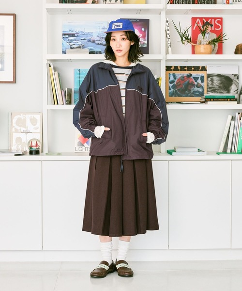 niko and...(ニコアンド)の「フロントプリーツハーフパンツ(その他パンツ・レディース・ブラウン/チャコール・MEDIUM/LARGE)」の9枚目の写真