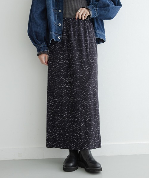 URBAN RESEARCH Sonny Label(アーバンリサーチサニーレーベル)の「高密度マイクロプリーツイージースカート(スカート・レディース・ドット/ブラック・FREE)」の4枚目の写真