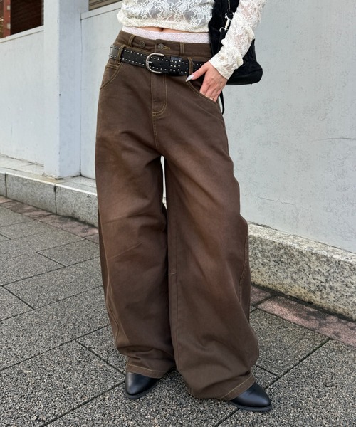 RAY CASSIN(レイカズン)の「【S / Mサイズ展開】ダブルウエストバレルデニムパンツ(デニムパンツ・レディース・ネイビー/ブルー/ブラウン・S/M)」の2枚目の写真