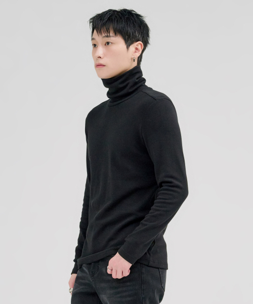 CHASECULT(チェイスカルト)の「ユニセックス ESSENTIALS タートルネック 裏起毛長袖Tシャツ-FFZU5102D03(Tシャツ/カットソー・レディース・ブラック・90/100/95/105)」の2枚目の写真