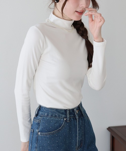 BLUEEAST(ブルーイースト)の「裏起毛モックネックロングTシャツ(Tシャツ/カットソー・レディース・ホワイト/ブラウン/ブラック・MEDIUM)」の4枚目の写真