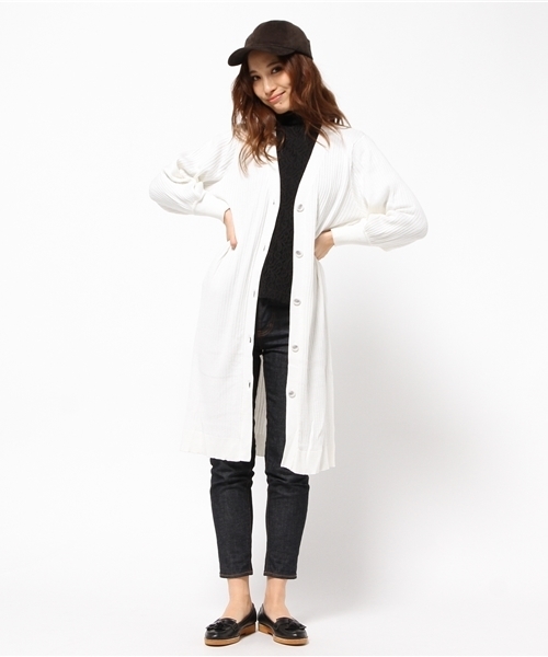 MOUSSY（マウジー）の「VOLUME SLEEVE RIB CARDIGAN（カーディガン/ボレロ・レディース・ベージュ/ネイビー/オフホワイト・FREE）」の5枚目の写真