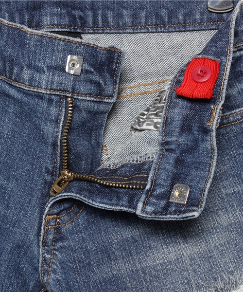 CHUBBYGANG(チャビーギャング)の「ストレッチデニムハーフパンツ(デニムパンツ・キッズ・インディゴブルー/レッド・110/130/100/120)」の5枚目の写真