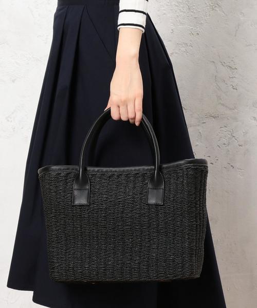 green label relaxing(グリーンレーベルリラクシング)の「CB クラシックかごトートバッグ(かごバッグ・レディース・オフホワイト/ブラック/ダークブラウン・FREE)」の4枚目の写真