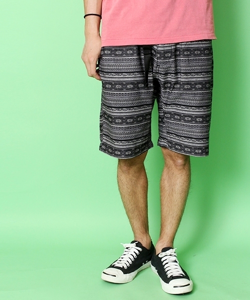 WEGO（ウィゴー）の「WEGO/ジャガードイージーショーツ（その他パンツ・メンズ・ブラック/ブラック系その他/ダークグレー/ライトグレー/ブラウン/グリーン/グリーン系その他/ブルー/パープル/レッド/レッド系その他/オレンジ系その他・MEDIUM/LARGE）」の2枚目の写真