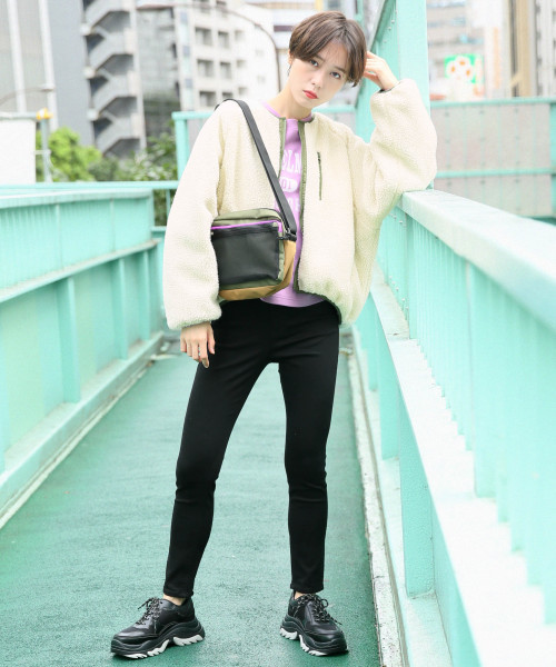 LOWRYS FARM（ローリーズファーム）の「カラースキニーパンツ 804599（その他パンツ・レディース・ブラウン/ベージュ/ブラック/ベージュ系その他・LARGE/X-SMALL/MEDIUM/SMALL）」の6枚目の写真