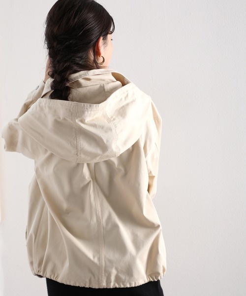 classicalelf（クラシカルエルフ）の「チノツイルマウンテンパーカー　フード付きミドル丈コットン無地ミリタリージャケット(ブルゾン)（マウンテンパーカー・レディース・ブラック/ベージュ/カーキ/カーキブラウン/サンドベージュ/ブラウン/ナチュラル・MEDIUM/LARGE/X-LARGE）」の20枚目の写真