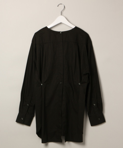 LOWRYS FARM(ローリーズファーム)の「ノーカラーLGシャツ 811875(シャツ/ブラウス・レディース・ブラック/オフホワイト/カーキ・FREE)」の4枚目の写真