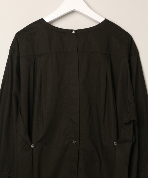 LOWRYS FARM(ローリーズファーム)の「ノーカラーLGシャツ 811875(シャツ/ブラウス・レディース・ブラック/オフホワイト/カーキ・FREE)」の10枚目の写真