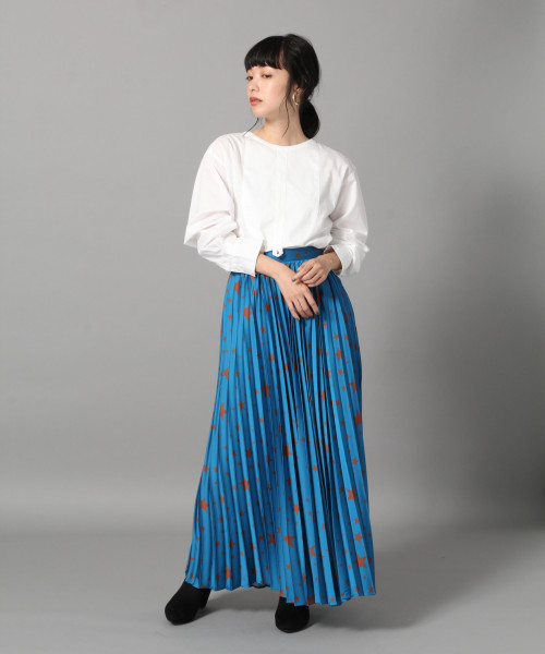 LOWRYS FARM(ローリーズファーム)の「ノーカラーLGシャツ 811875(シャツ/ブラウス・レディース・ブラック/オフホワイト/カーキ・FREE)」の13枚目の写真