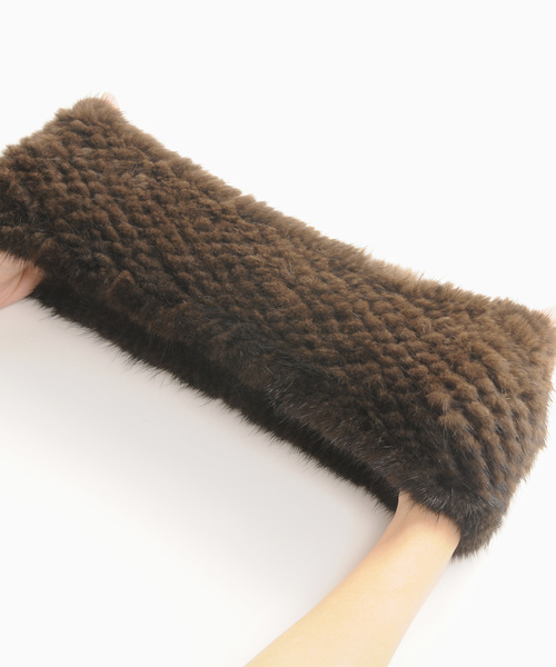 sankyo shokai（サンキョウショウカイ）の「ミンク ファー 編み込み スヌード（ネックウォーマー/スヌード・レディース・ブラック/ダークブラウン/グレー・FREE）」の9枚目の写真