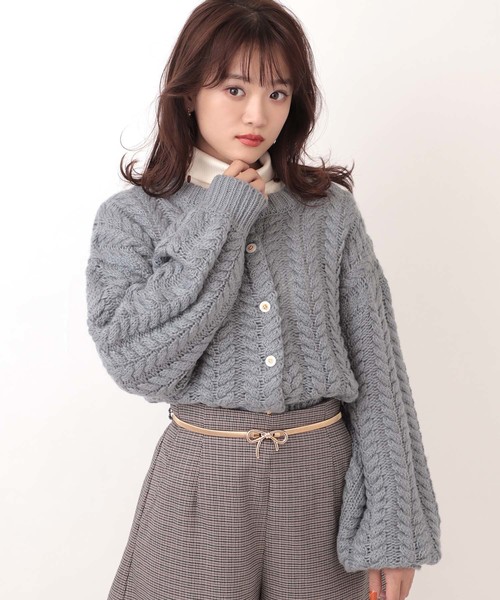 one after another NICE CLAUP（ワンアフターアナザーナイスクラップ）の「ハートケーブル編みカーディガン（カーディガン/ボレロ・レディース・ライトグレー/ベージュ/ピンク/アイボリー/ブルーグレー・FREE）」の4枚目の写真