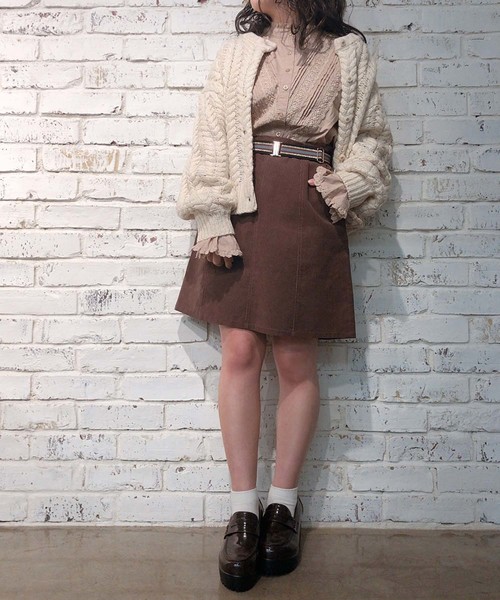 one after another NICE CLAUP（ワンアフターアナザーナイスクラップ）の「ハートケーブル編みカーディガン（カーディガン/ボレロ・レディース・ライトグレー/ベージュ/ピンク/アイボリー/ブルーグレー・FREE）」の15枚目の写真