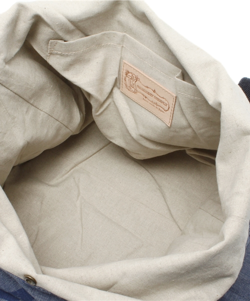 PLST(プラステ)の「【別注】TK GARMENT SUPPRY トートバッグ(トートバッグ・メンズ・ネイビー・FREE)」の4枚目の写真