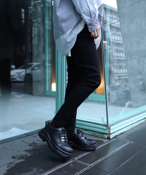 AFYF（エーエフワイエフ）の「AFYF BASIC OVSIZE SKINNY DENIM CRUSH/デニムオーバーサイズ ストレッチ スキニーパンツ クラッシュ（デニムパンツ・メンズ・ブラック/ライトインディゴブルー/ケミカルウォッシュ・SMALL/MEDIUM/LARGE）」の8枚目の写真