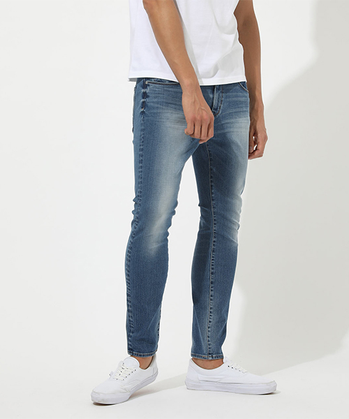 AZUL by moussy（アズールバイマウジー）の「A PERFECT DENIM / Aパーフェクトデニム（デニムパンツ・メンズ・ライトブルー/ブルー・SMALL/LARGE/MEDIUM）」の2枚目の写真