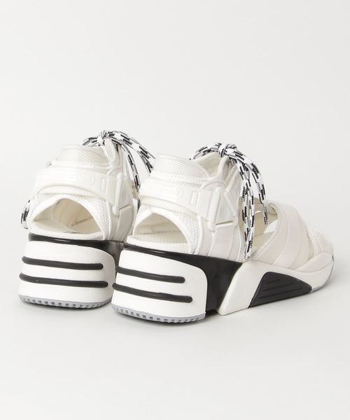 MARC JACOBS（マークジェイコブス）の「SPORT SANDAL/サムウェア
