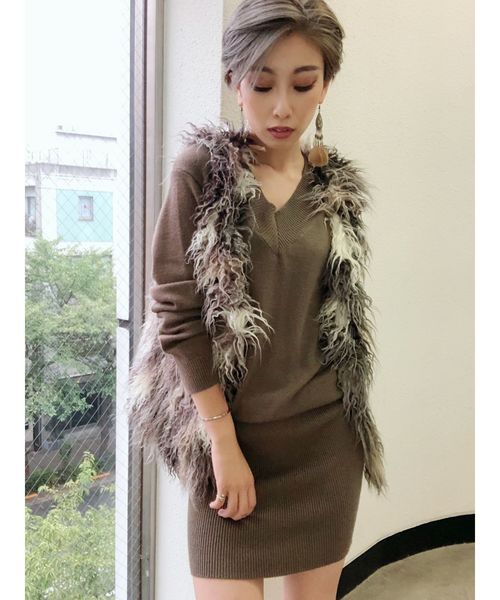 GYDA（ジェイダ）の「フェイクファーベスト（ベスト・レディース・ベージュ/オフホワイト/その他1・FREE）」の3枚目の写真