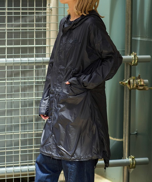 KELTY（ケルティ）の「KELTY PACKABLE SPRING COAT (ケルティ パッカブル スプリングコート)(3colors)(ナイロンジャケット ホワイト ブラック ダークグリーン)（ナイロンジャケット・メンズ・ホワイト/ブラック/ダークグリーン・S/M/L/XL）」の16枚目の写真