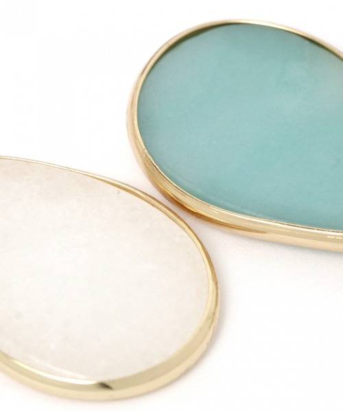 BAYFLOW（ベイフロー）の「テンネンセキペンダント（ネックレス・レディース・ホワイト/ライトオリーブ・FREE）」の4枚目の写真