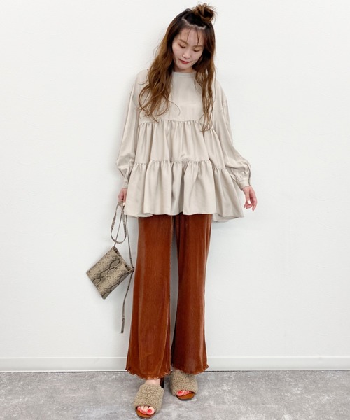 EPIMI E'PIMMY（エピミエピミー）の「3wayティアードチュニックブラウス（シャツ/ブラウス・レディース・ベージュ/ブラック/オフホワイト/グレー系その他・MEDIUM）」の6枚目の写真