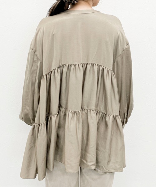 EPIMI E'PIMMY（エピミエピミー）の「3wayティアードチュニックブラウス（シャツ/ブラウス・レディース・ベージュ/ブラック/オフホワイト/グレー系その他・MEDIUM）」の7枚目の写真