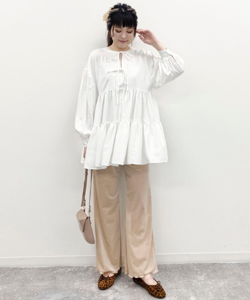 EPIMI E'PIMMY（エピミエピミー）の「3wayティアードチュニックブラウス（シャツ/ブラウス・レディース・ベージュ/ブラック/オフホワイト/グレー系その他・MEDIUM）」の5枚目の写真