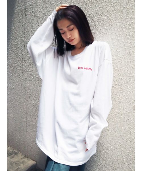 EMODA(エモダ)の「【EMODA×HARUMI】グラフィカルロングトップ(Tシャツ/カットソー・レディース・ホワイト/グレー/ブラック・FREE)」の11枚目の写真